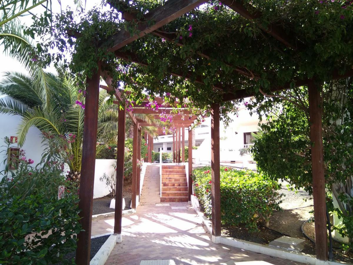 Pistachio Apartment Lanzarote Apartment Costa Teguise Ngoại thất bức ảnh