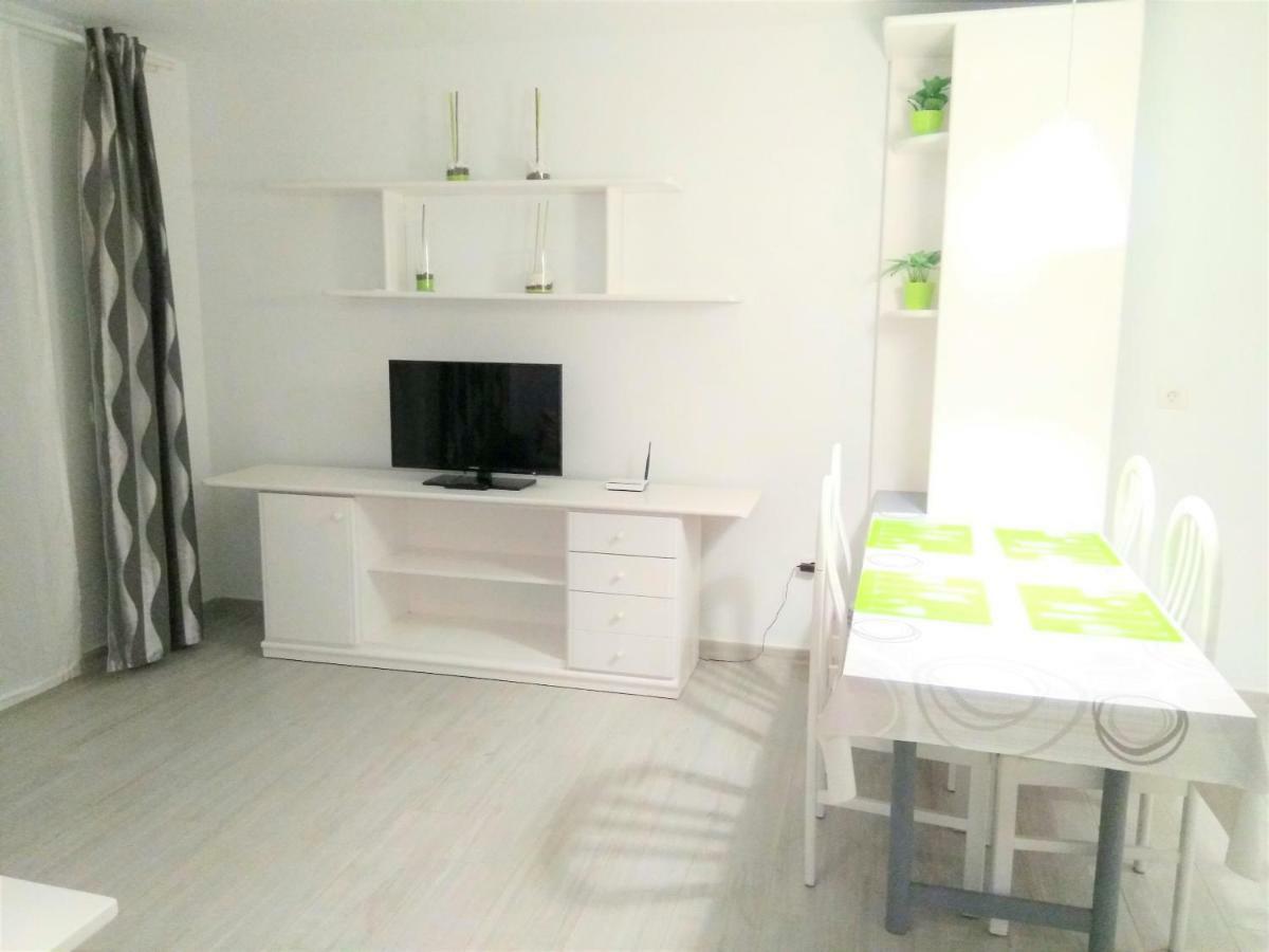 Pistachio Apartment Lanzarote Apartment Costa Teguise Ngoại thất bức ảnh